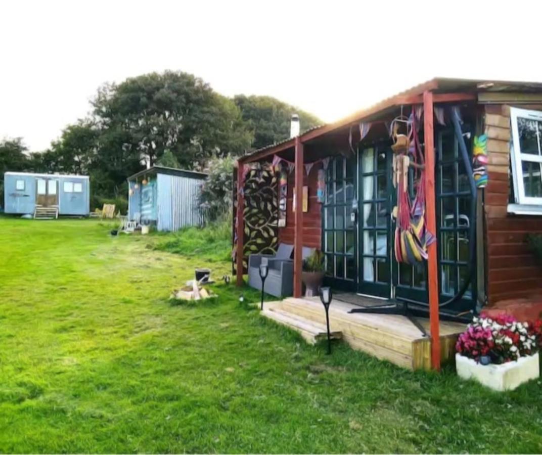 Treguth Glamping Unique Experience - Themed Huts Hotel Saint Day Luaran gambar