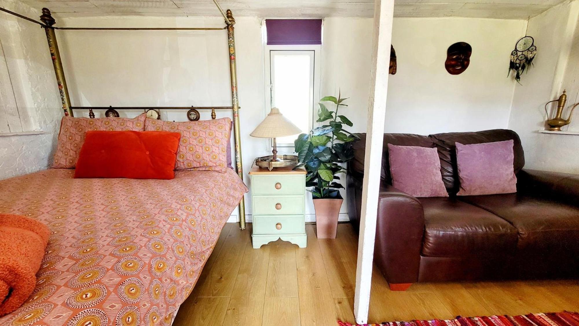 Treguth Glamping Unique Experience - Themed Huts Hotel Saint Day Luaran gambar