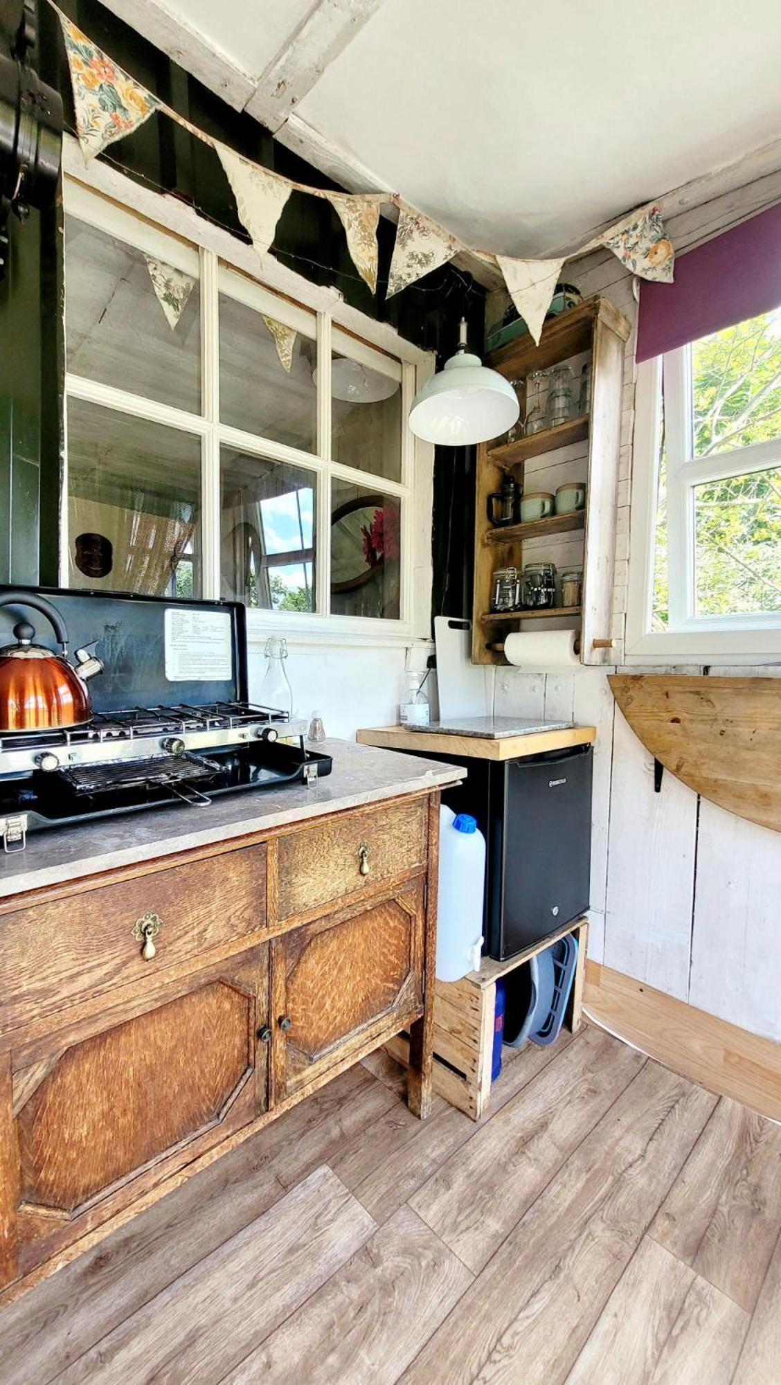 Treguth Glamping Unique Experience - Themed Huts Hotel Saint Day Luaran gambar