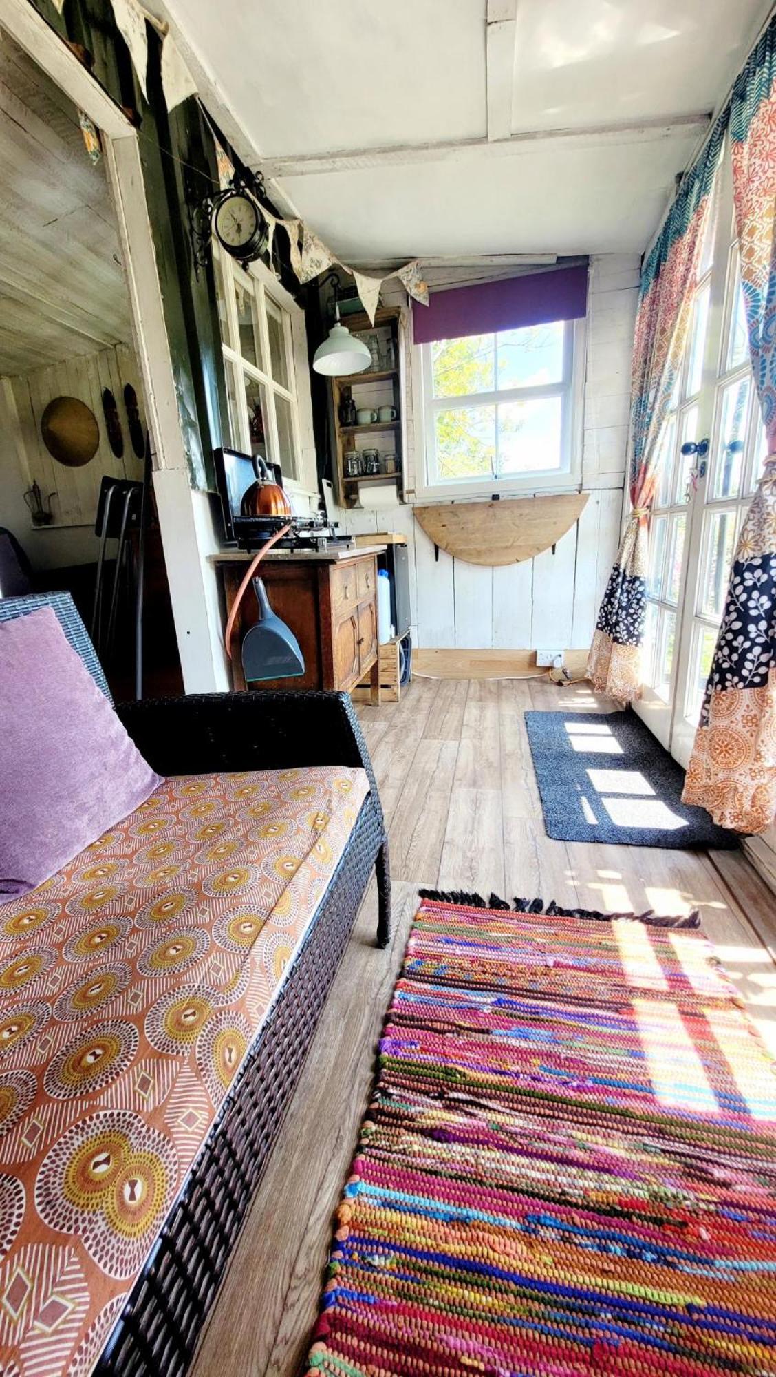 Treguth Glamping Unique Experience - Themed Huts Hotel Saint Day Luaran gambar