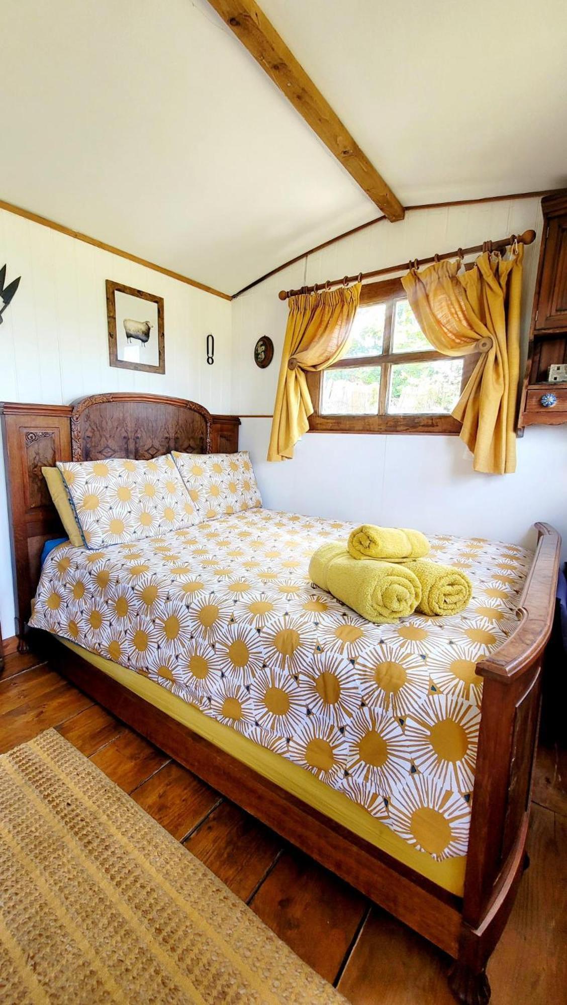 Treguth Glamping Unique Experience - Themed Huts Hotel Saint Day Luaran gambar