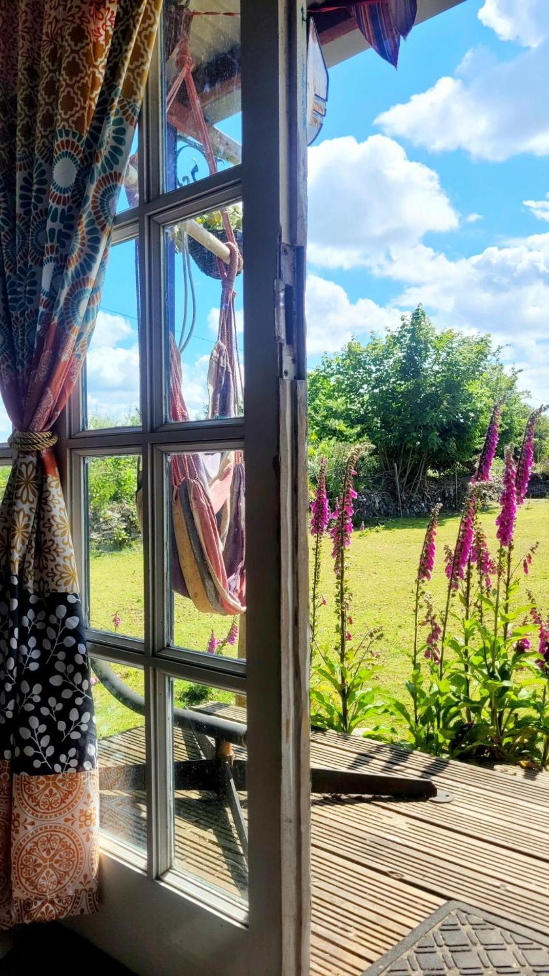 Treguth Glamping Unique Experience - Themed Huts Hotel Saint Day Luaran gambar